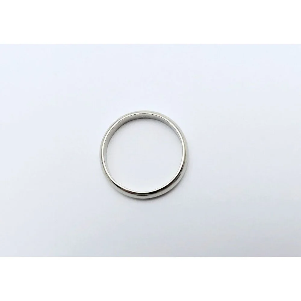 Unique 14K Karat Solid White Gold Designer Polished Wedding Ring Band - Size 9